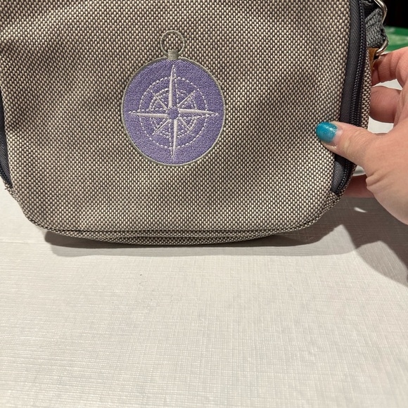 NWOT Thirty One crossbody. - Picture 4 of 8